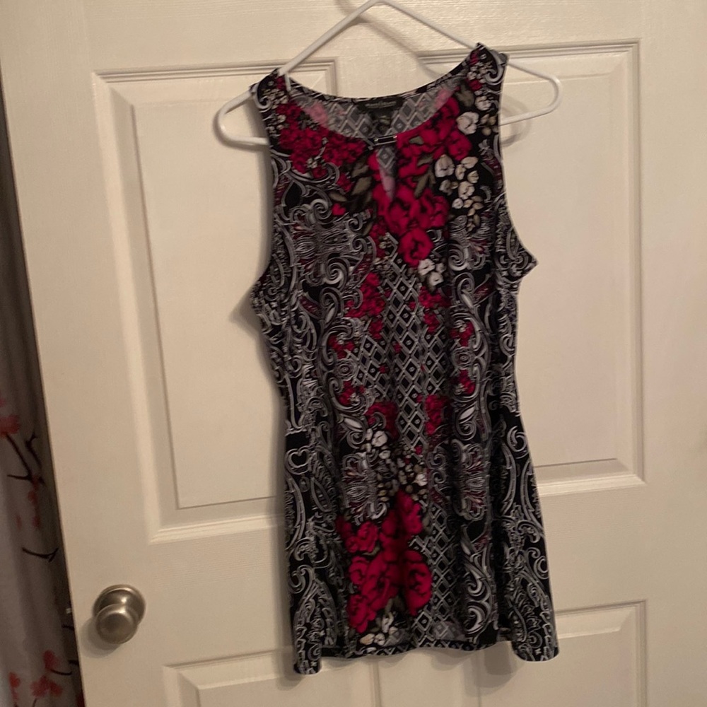 White House Black Market sleeveless tunic.